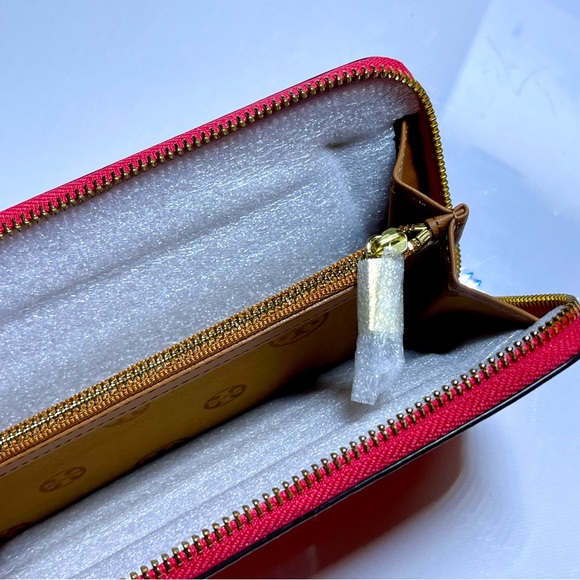 Tory Burch Robinson continental wallet - Picture 4 of 6